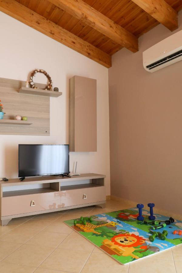 Atlantis Apartments ซารานเดอ ภายนอก รูปภาพ