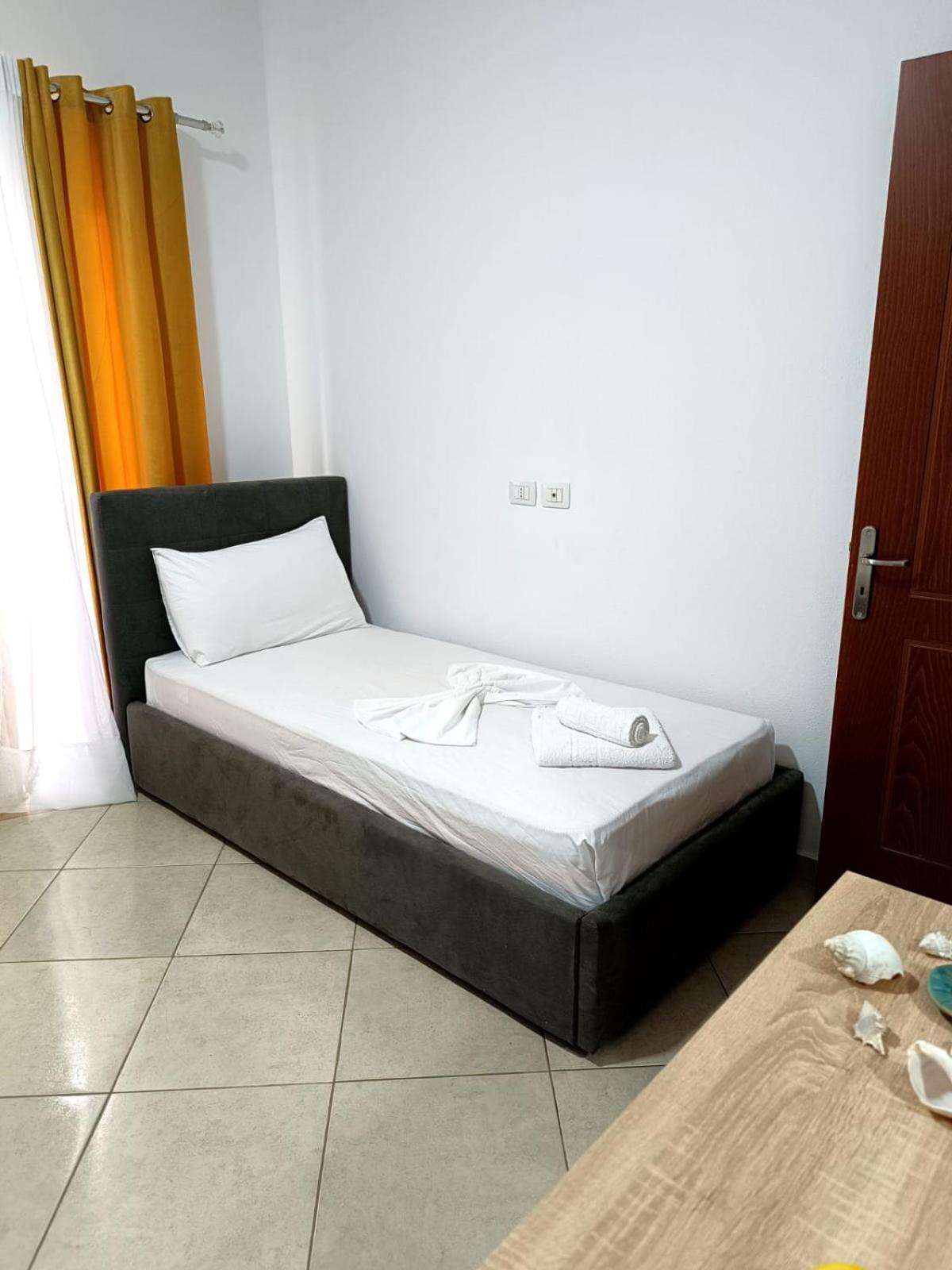 Atlantis Apartments ซารานเดอ ภายนอก รูปภาพ